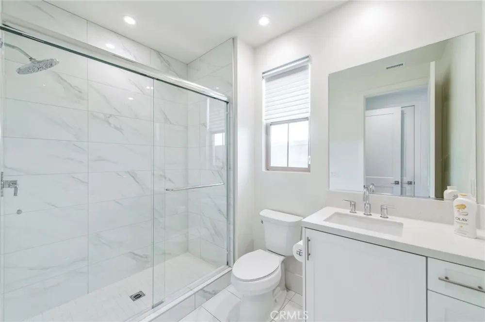 133 Hyperion Irvine, CA 92618