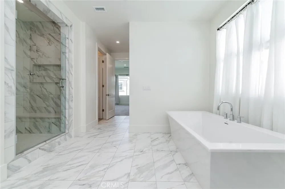133 Hyperion Irvine, CA 92618