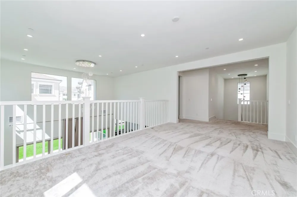 133 Hyperion Irvine, CA 92618