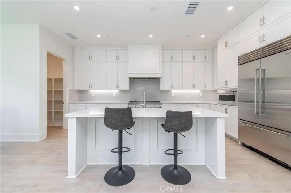 133 Hyperion Irvine, CA 92618