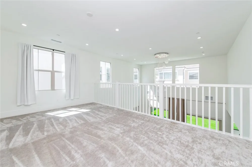 133 Hyperion Irvine, CA 92618