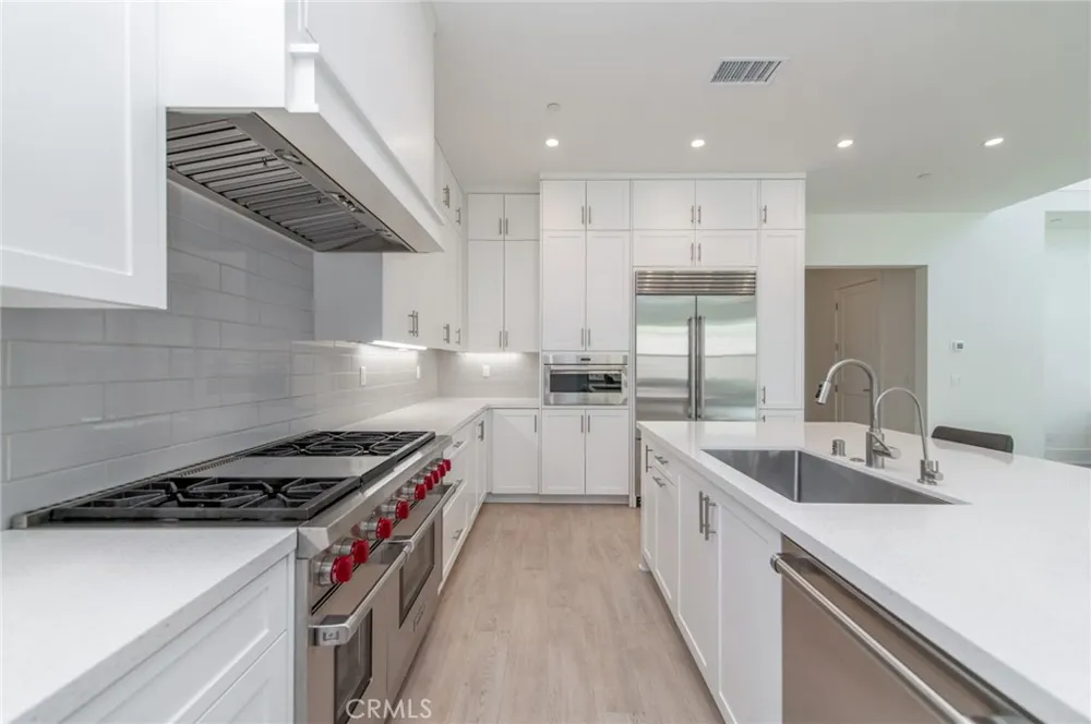 133 Hyperion Irvine, CA 92618