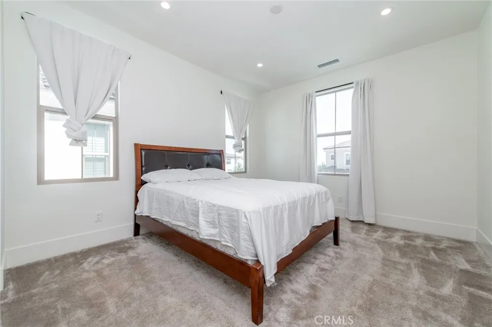 133 Hyperion Irvine, CA 92618