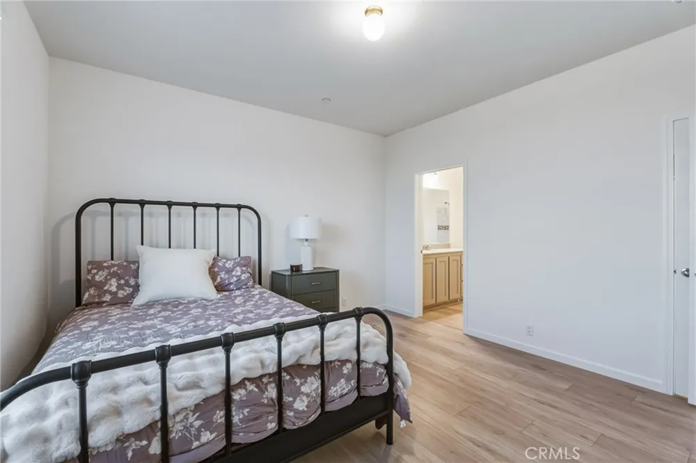 8380 Riggins Phelan, CA 92371