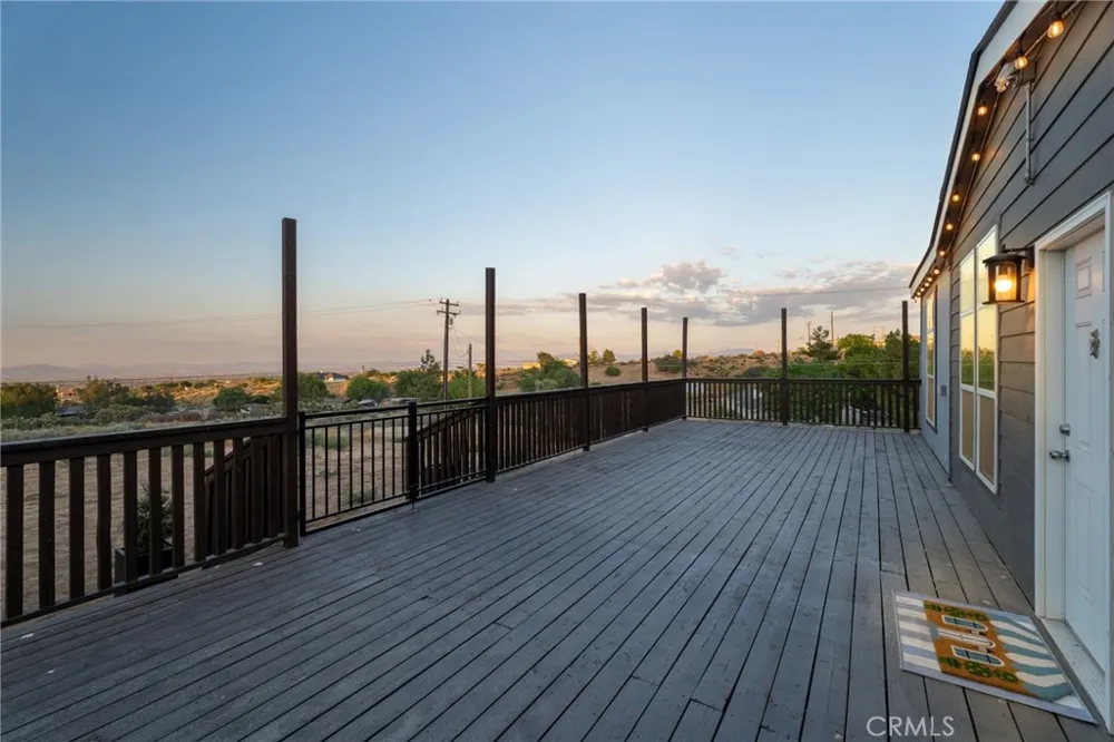 8380 Riggins Phelan, CA 92371