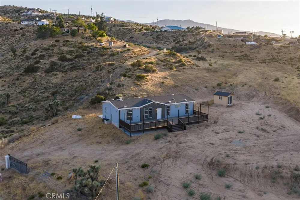 8380 Riggins Phelan, CA 92371