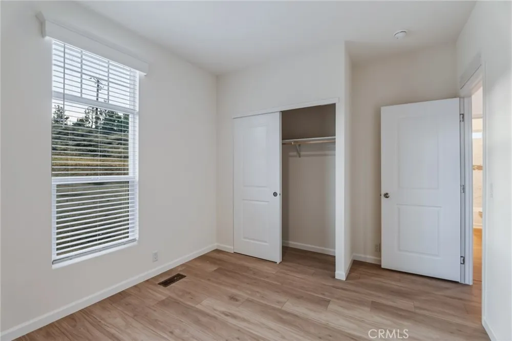 8380 Riggins Phelan, CA 92371