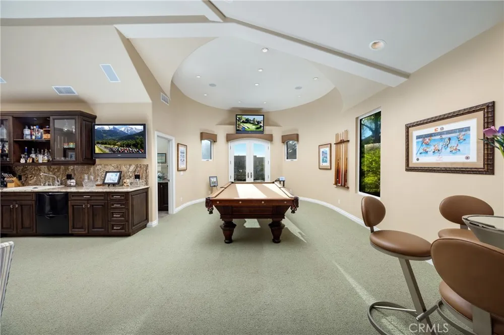 16932 Coral Cay Huntington Beach, CA 92649