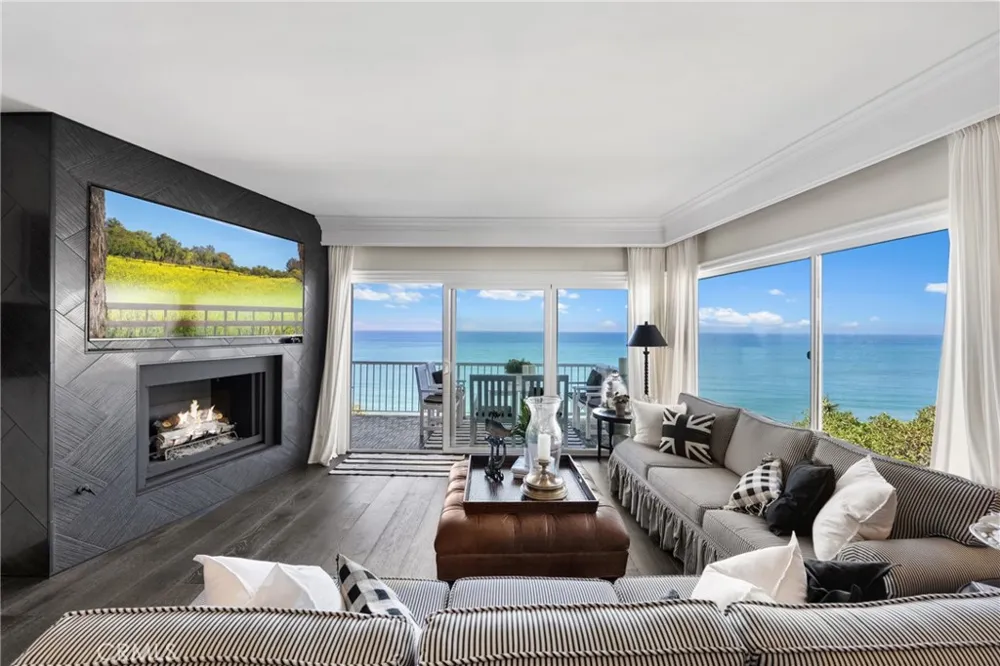 915 Buena Vista San Clemente, CA 92672
