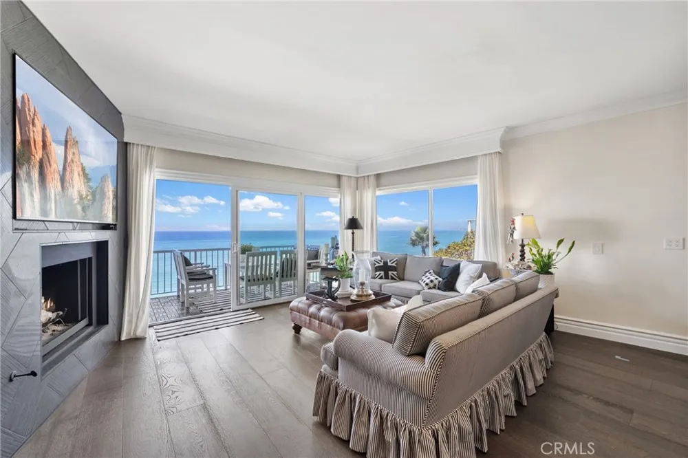 915 Buena Vista San Clemente, CA 92672
