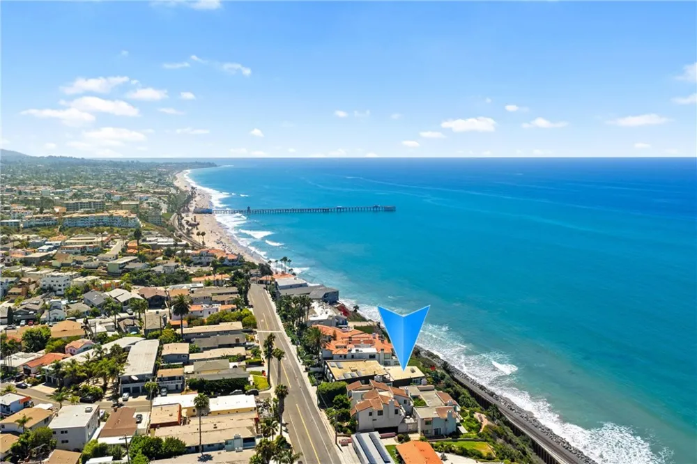 915 Buena Vista San Clemente, CA 92672