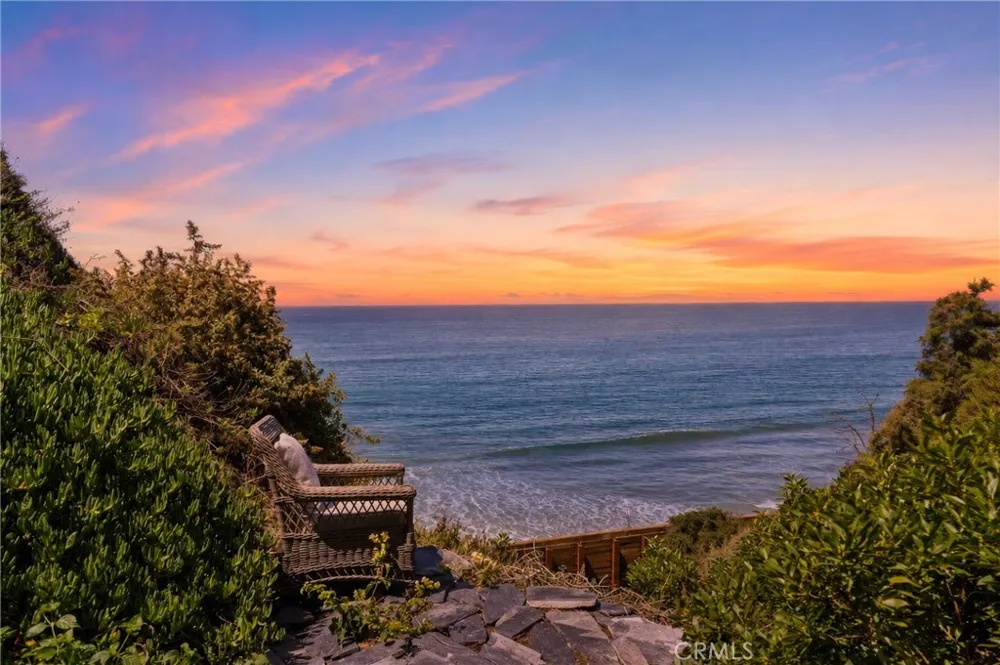 915 Buena Vista San Clemente, CA 92672