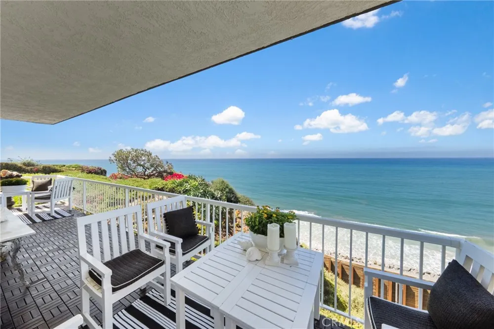 915 Buena Vista San Clemente, CA 92672