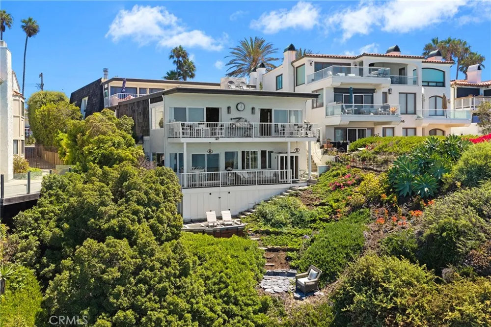 915 Buena Vista San Clemente, CA 92672