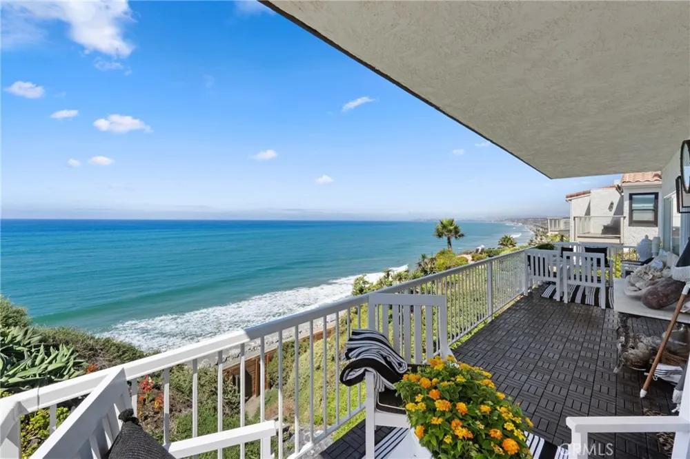 915 Buena Vista San Clemente, CA 92672