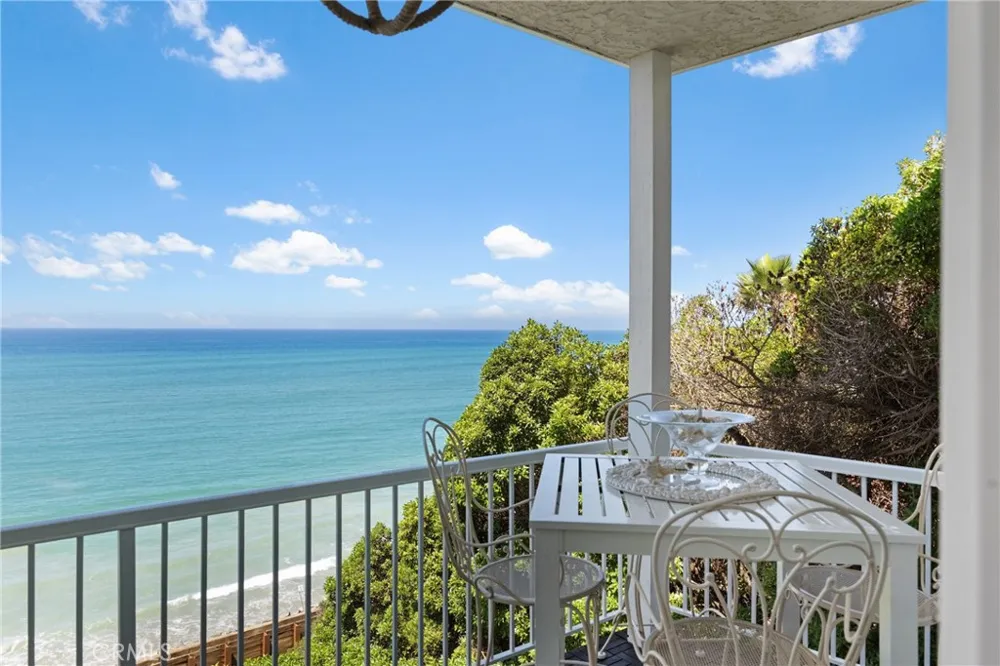 915 Buena Vista San Clemente, CA 92672