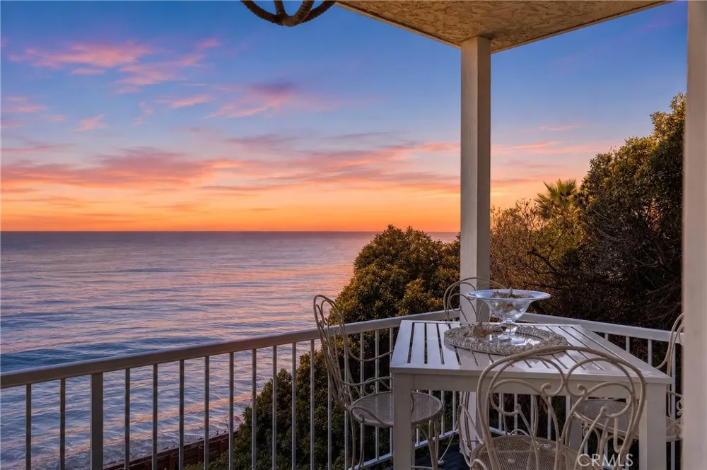 915 Buena Vista San Clemente, CA 92672