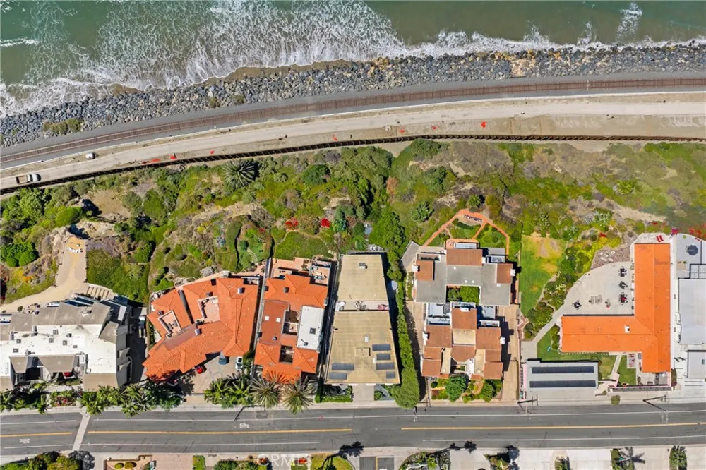 915 Buena Vista San Clemente, CA 92672