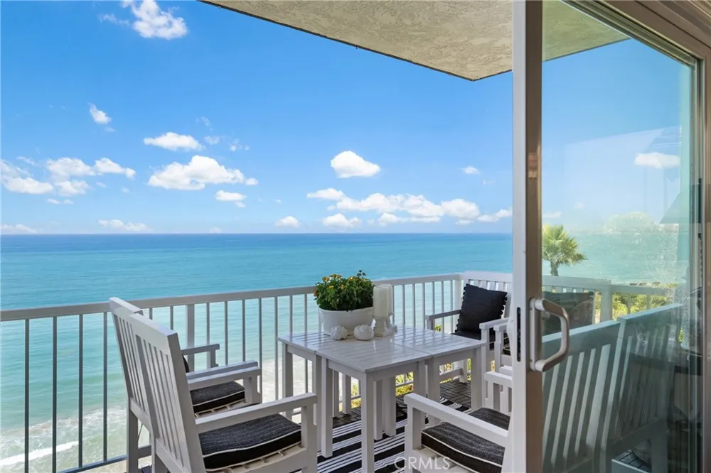 915 Buena Vista San Clemente, CA 92672