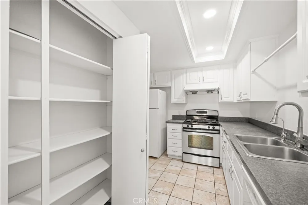 1450 Kauai Street West Covina, CA 91792