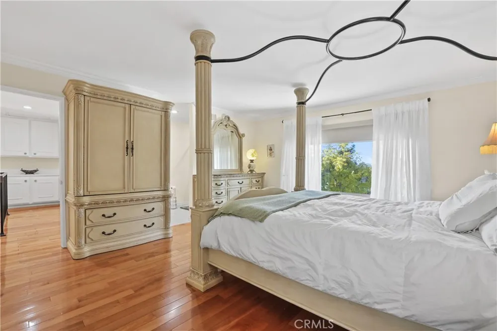 25235 Cinnamon Road Lake Forest, CA 92630