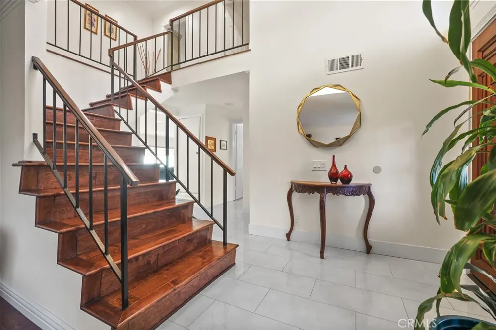 25235 Cinnamon Road Lake Forest, CA 92630