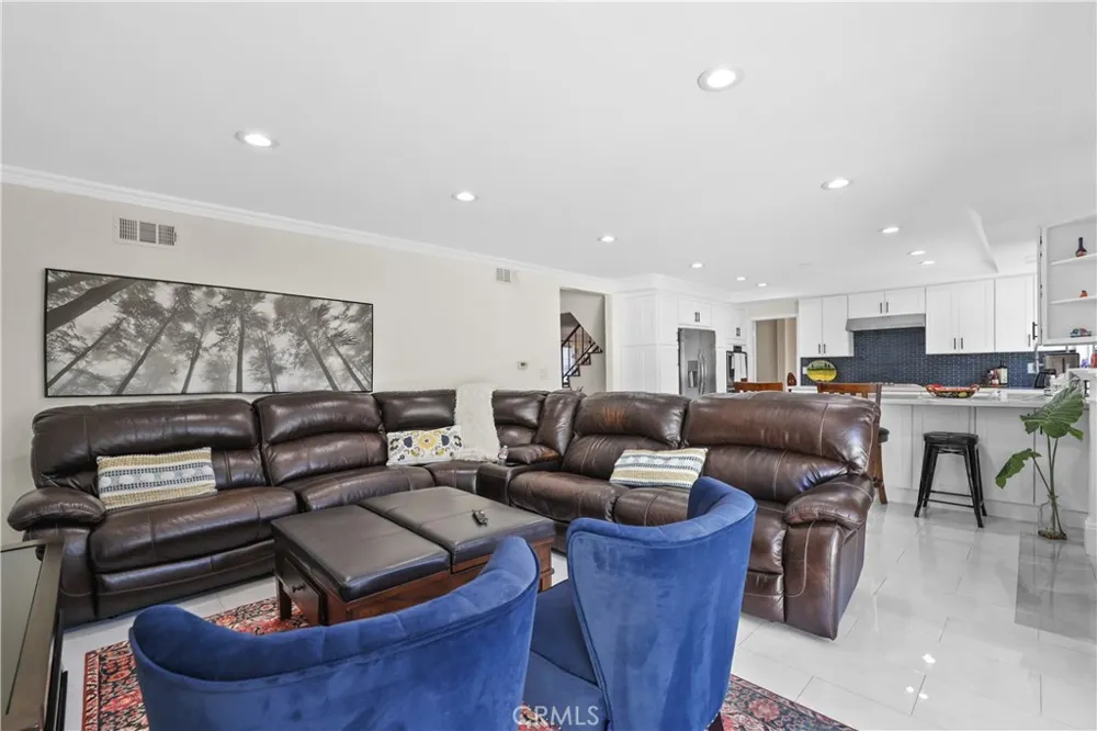 25235 Cinnamon Road Lake Forest, CA 92630