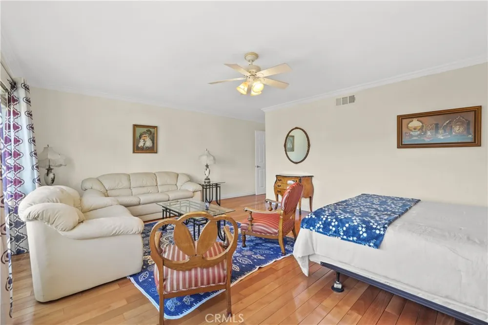25235 Cinnamon Road Lake Forest, CA 92630