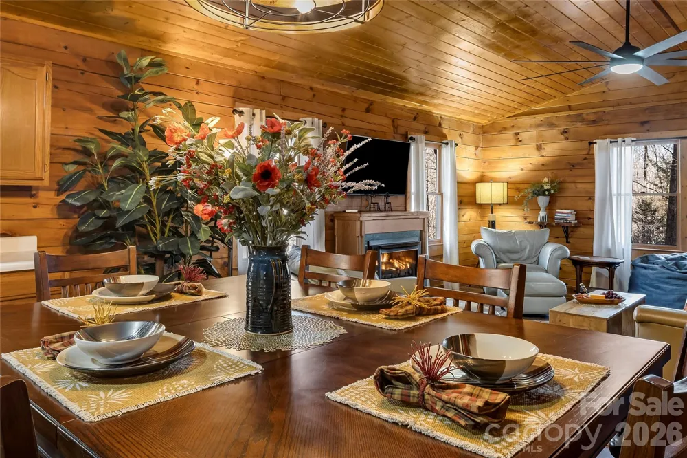 398 Locust Drive Maggie Valley, NC 28751