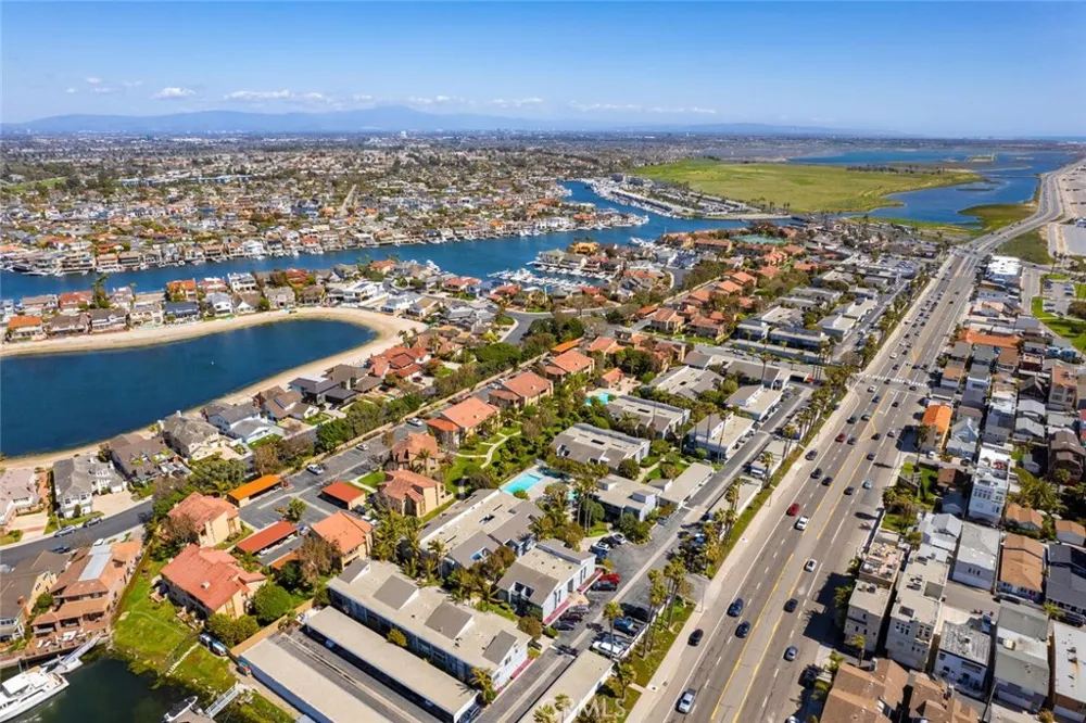 17168 Bluewater #168 Huntington Beach, CA 92649