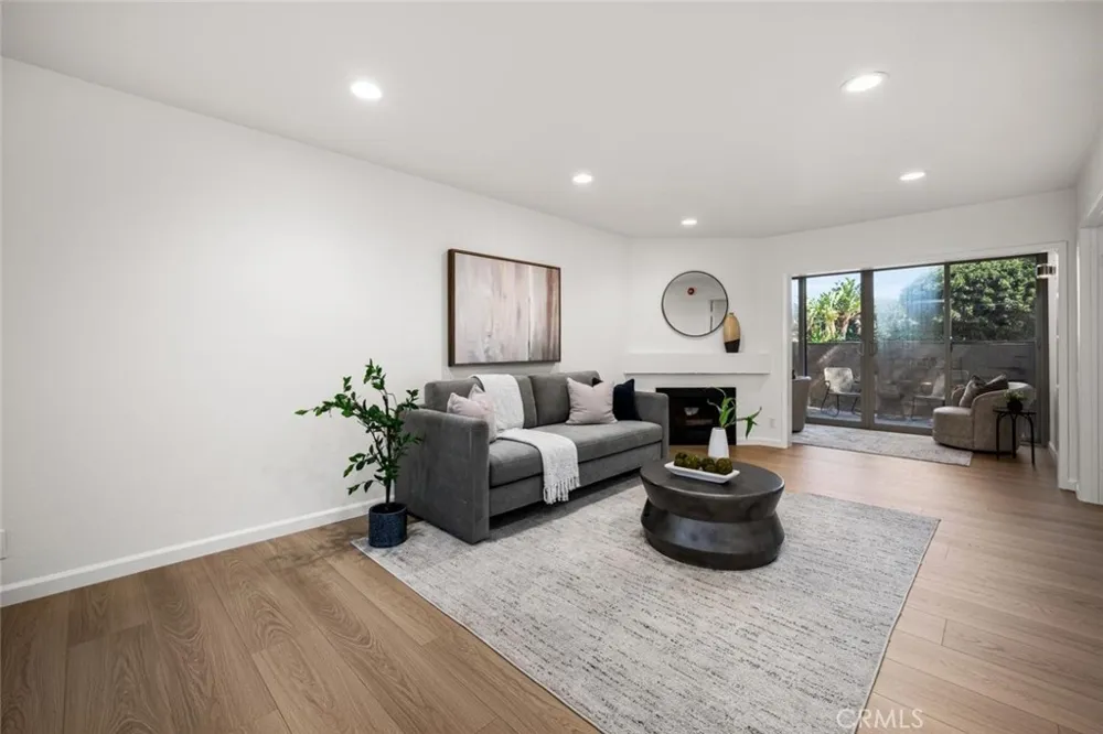17168 Bluewater #168 Huntington Beach, CA 92649