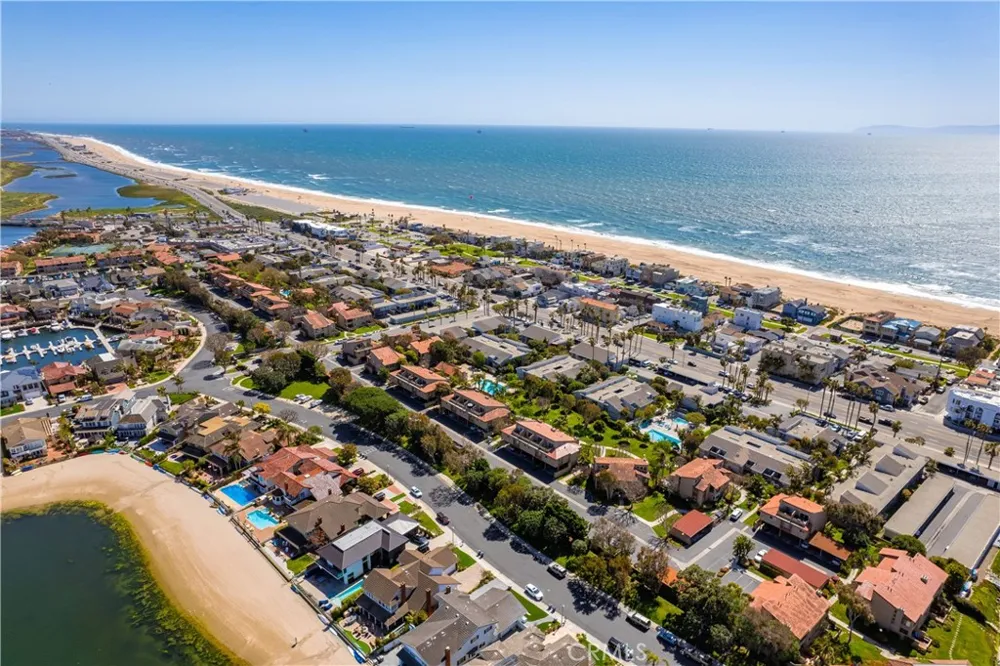 17168 Bluewater #168 Huntington Beach, CA 92649