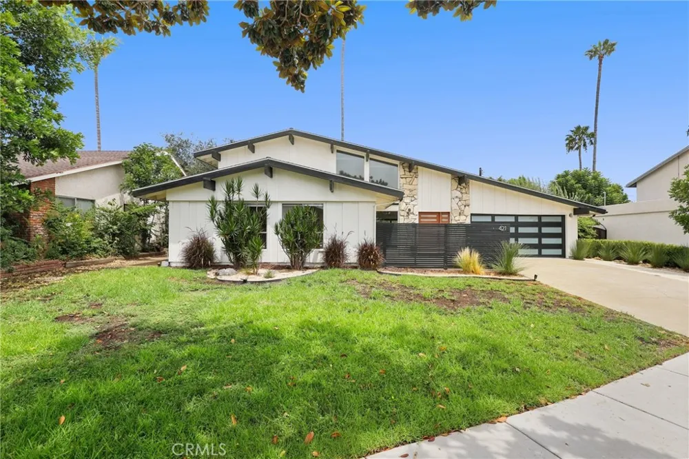 421 Larry Lane Placentia, CA 92870