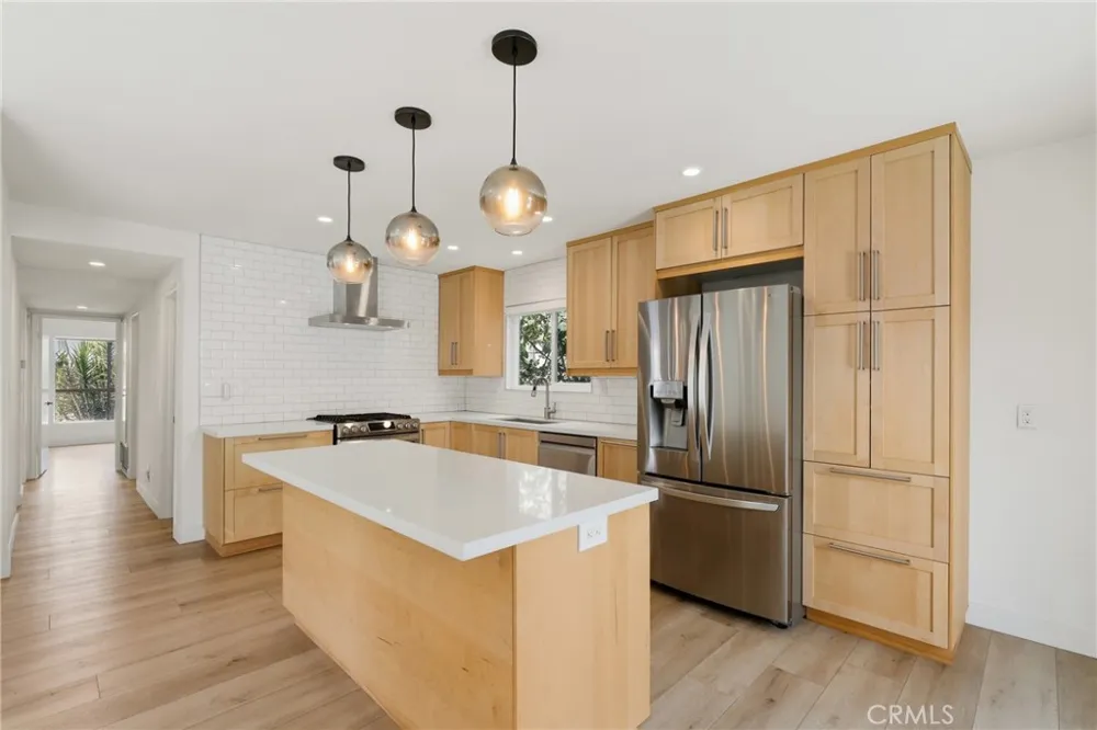 421 Larry Lane Placentia, CA 92870
