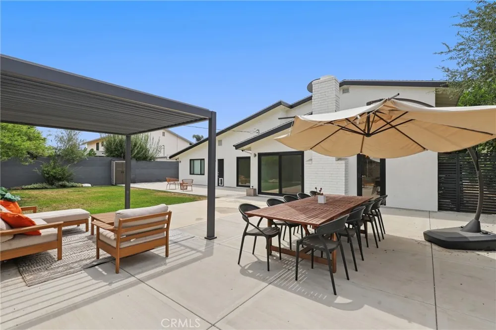 421 Larry Lane Placentia, CA 92870