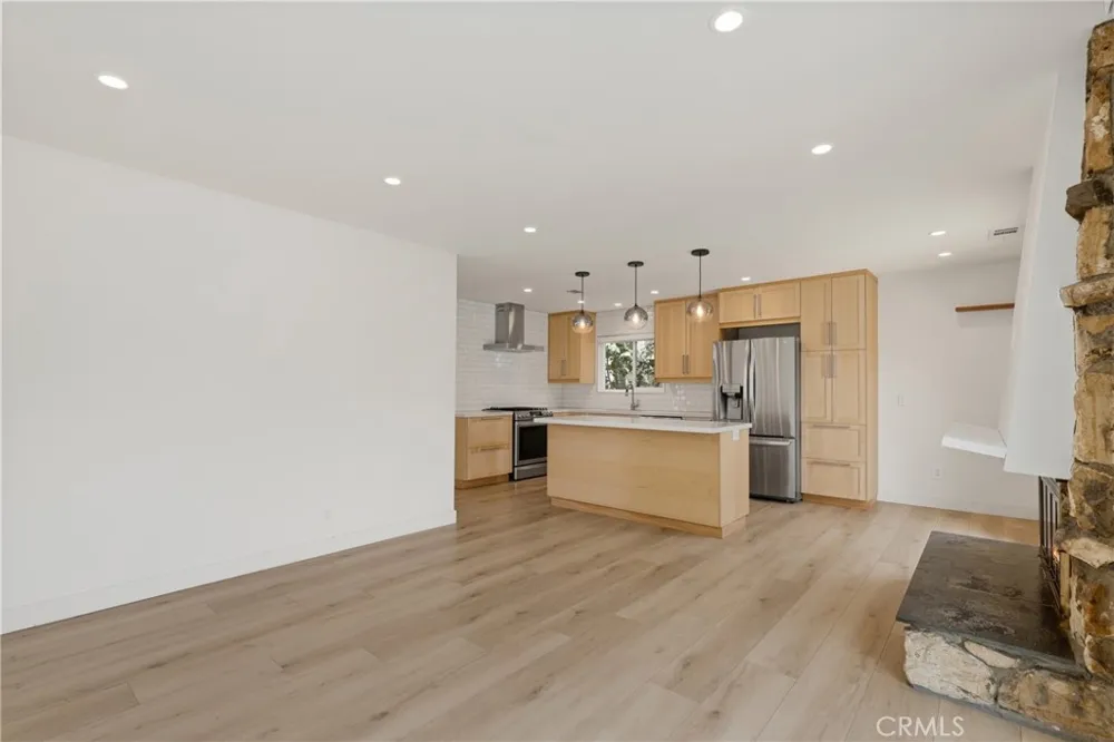 421 Larry Lane Placentia, CA 92870