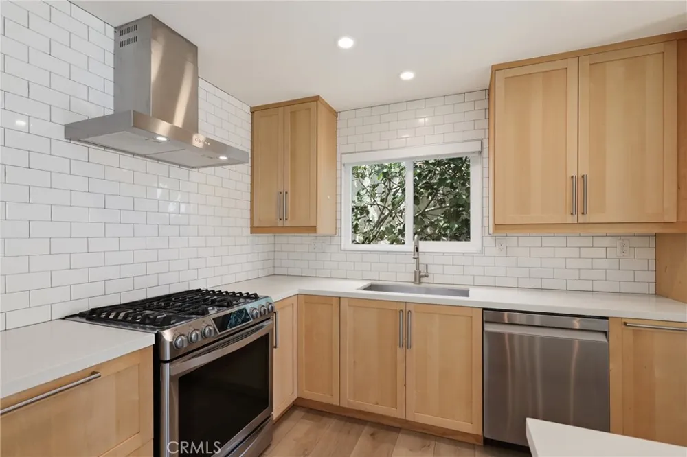 421 Larry Lane Placentia, CA 92870