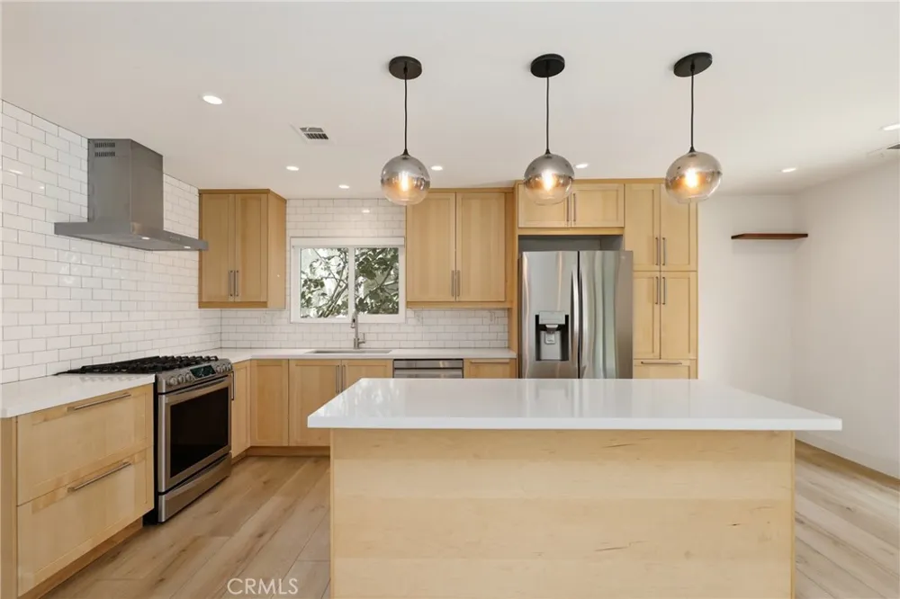421 Larry Lane Placentia, CA 92870