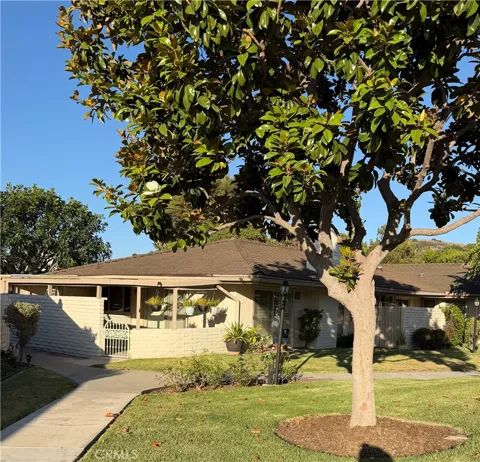 27211 Capote De Paseo #C