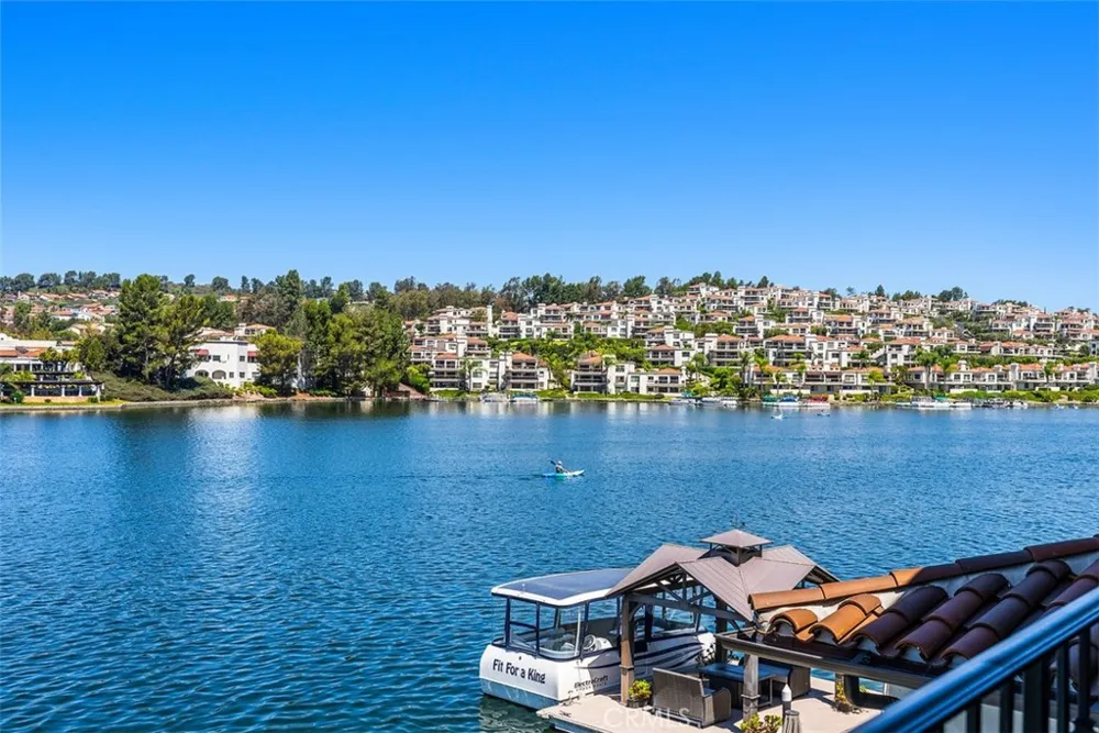 22865 Tindaya Mission Viejo, CA 92692