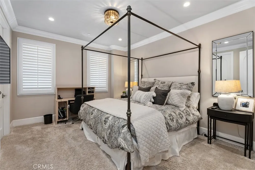 22865 Tindaya Mission Viejo, CA 92692