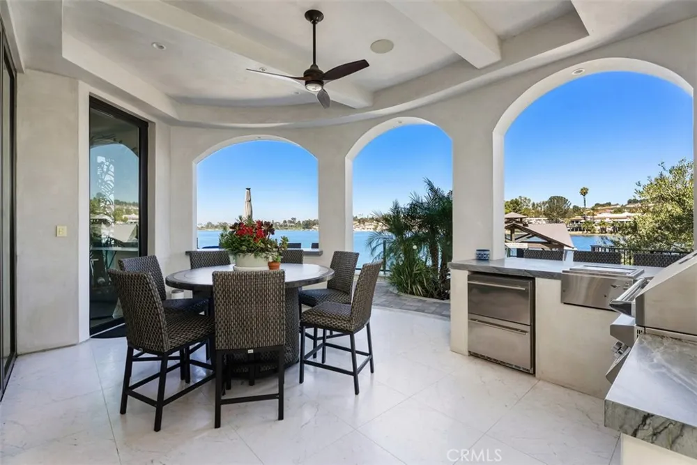 22865 Tindaya Mission Viejo, CA 92692