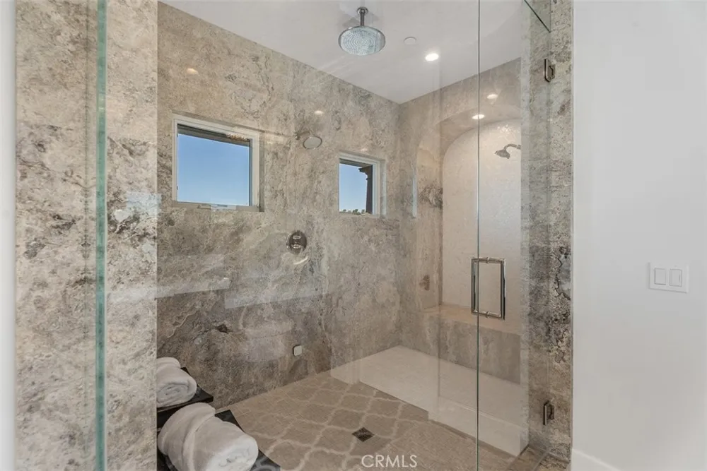 22865 Tindaya Mission Viejo, CA 92692