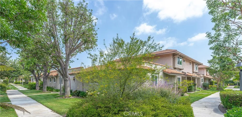 13875 La Jolla Plaza Garden Grove, CA 92844