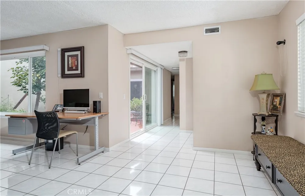 13875 La Jolla Plaza Garden Grove, CA 92844