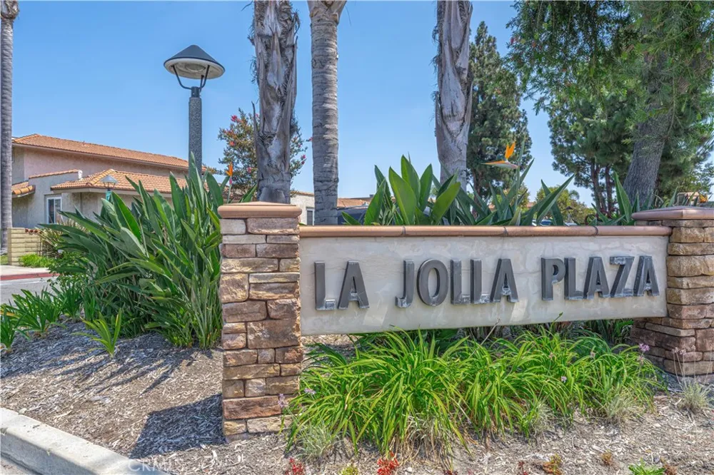 13875 La Jolla Plaza Garden Grove, CA 92844
