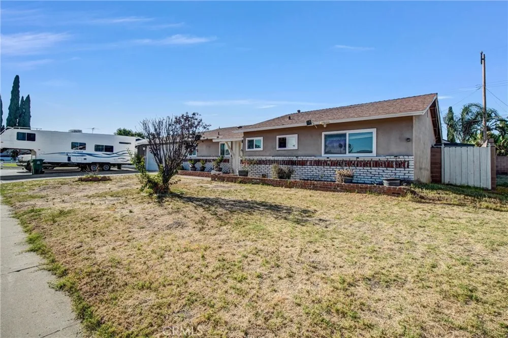 4063 Gertrude Simi Valley, CA 93063