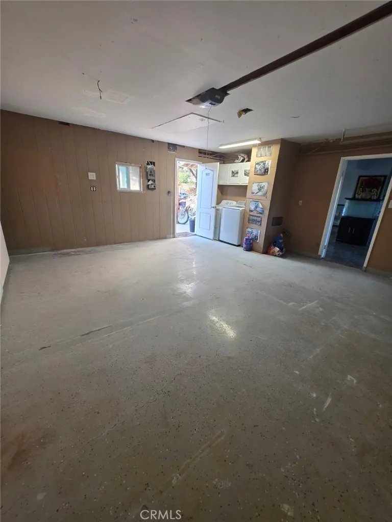 4063 Gertrude Simi Valley, CA 93063