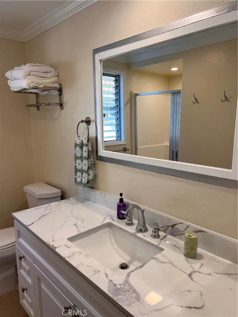 2347 Via Mariposa W #C Laguna Woods, CA 92637