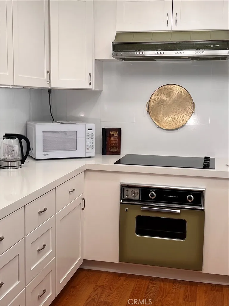 2347 Via Mariposa W #C Laguna Woods, CA 92637